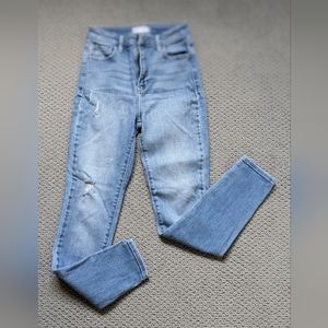 Cello women's jeans distressed size 3